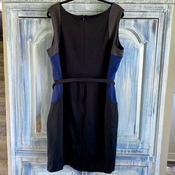 DANA Buchman Woman Black Tie Sleeveless Color Block Dress - Picture 2 of 11